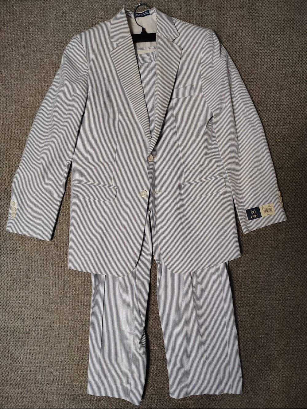 IZOD Boys Seersucker Suit Set Size 16 Regular Blue White Cotton Blazer Pants NWT
